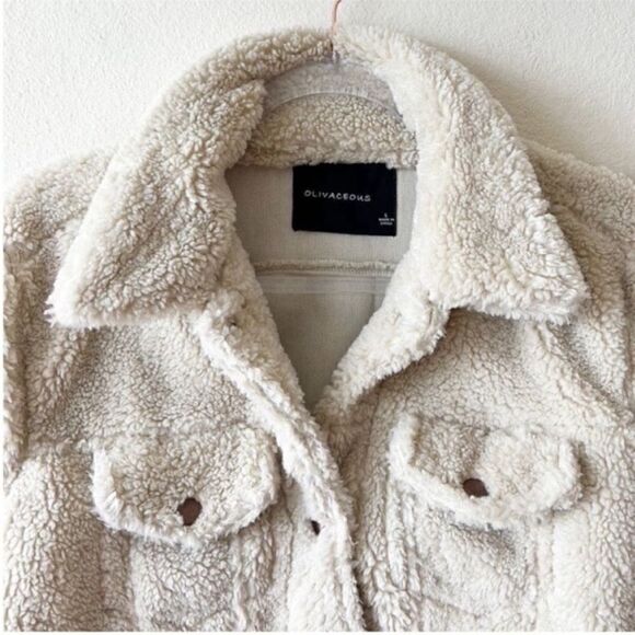 Olivaceous Fuzzy Sherpa Teddy Button Jacket - Picture 2 of 9